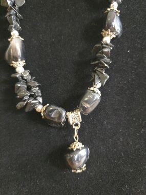 Black Bead Heart Pendant Necklace - Women's Jewelry